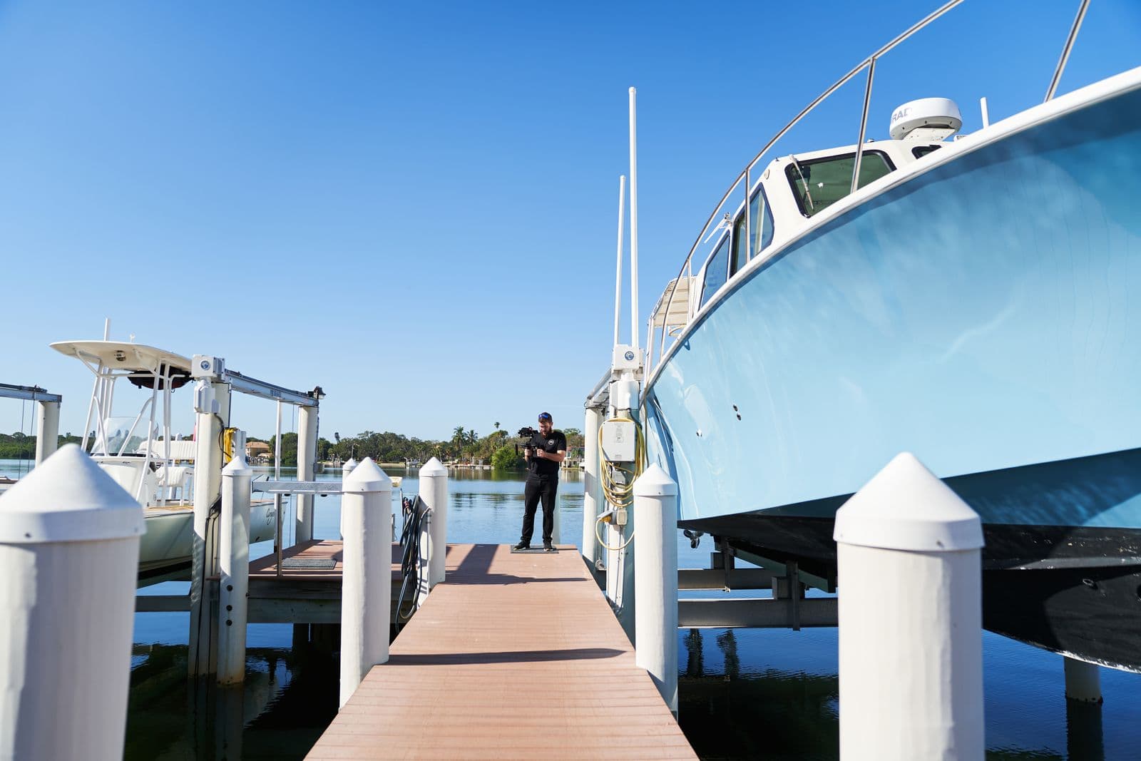 Boat engine maintenance in Tampa Bay — Mobile Marina