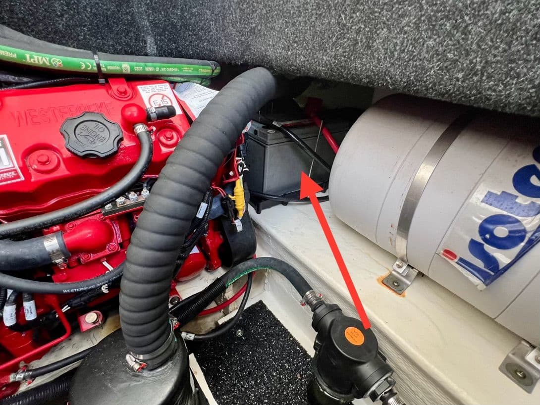 Anatomy of a Windlass Fault: A Three-Layer Electrical Diagnosis on a 26' Regal